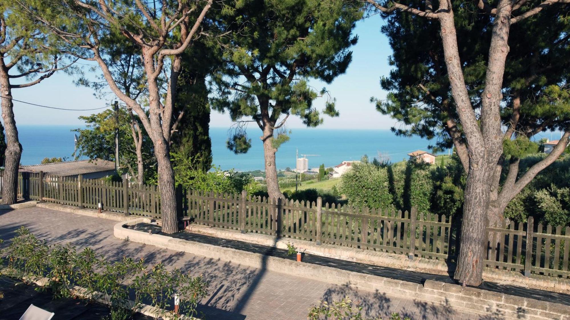 L'Organetto, Luxury B&B Лидо-ди-Фермо Экстерьер фото