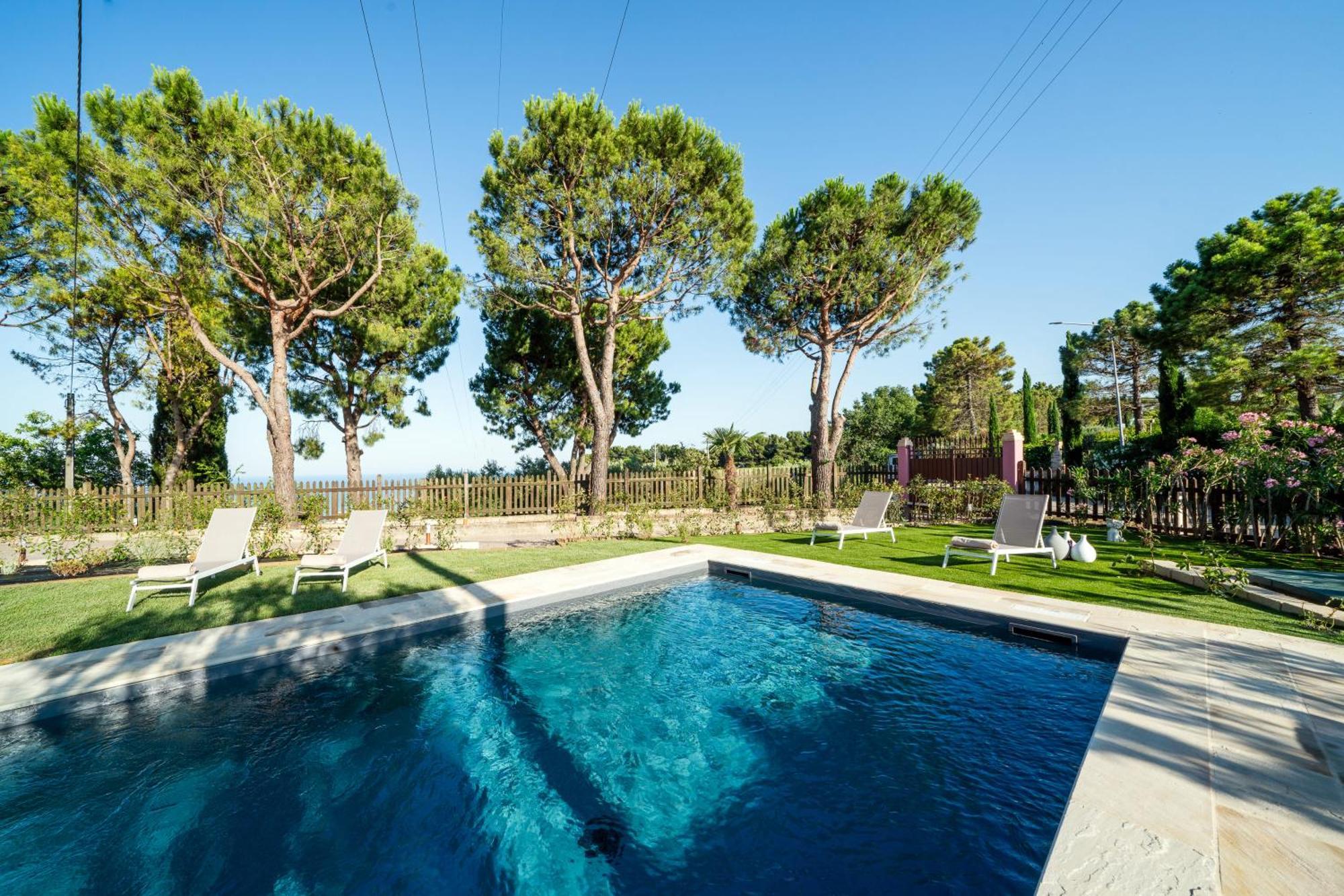 L'Organetto, Luxury B&B Лидо-ди-Фермо Экстерьер фото